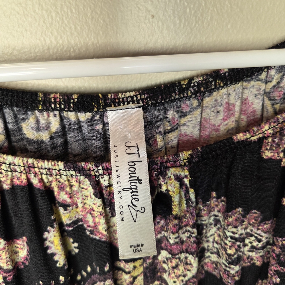 Paisley Patterned Dress - Picture 4 of 4